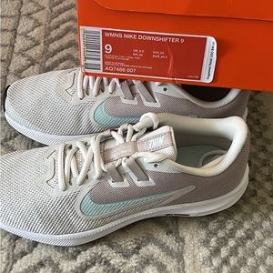 Nike Running tennis shoe Downshifter 9